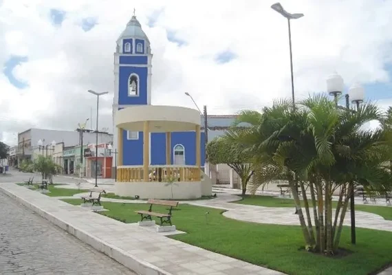 Assalto em Limoeiro de Anadia mobiliza PM; veículo é roubado na zona rural