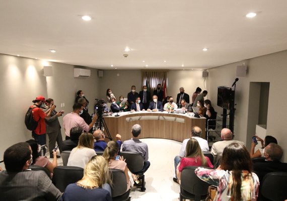 Aprovado parecer conjunto aos projetos que reestruturam carreiras e reajustam salários de servidores públicos