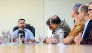 Governador se reúne com aprovados dos concursos da PM e Corpo de Bombeiros de Alagoas