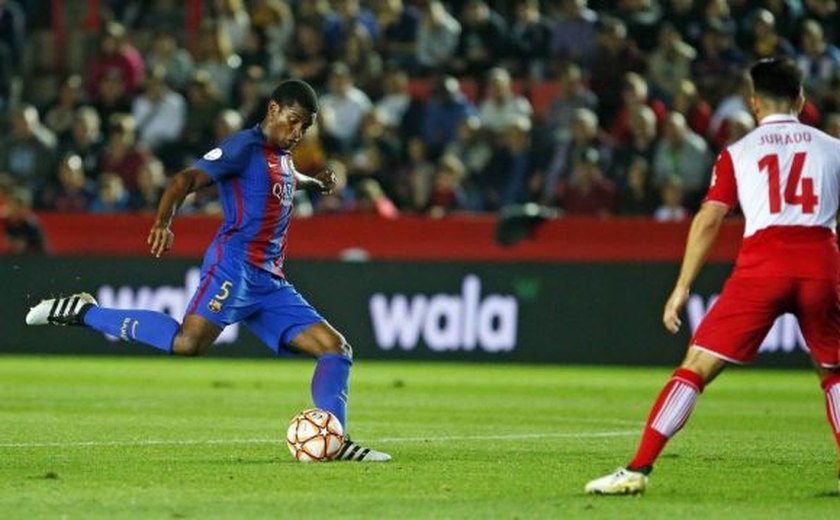 Lesões na defesa devem abrir espaço para brasileiro Marlon no Barça
