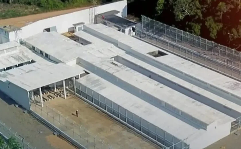 Após fuga, autoridades procuram 12 detentos de prisão em Maués