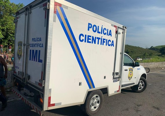 Polícia Científica realiza força-tarefa para liberar corpos de vítimas de acidente na Serra da Barriga