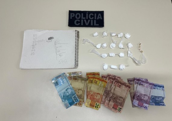 Suspeito de envolvimento com homicídios é preso com drogas