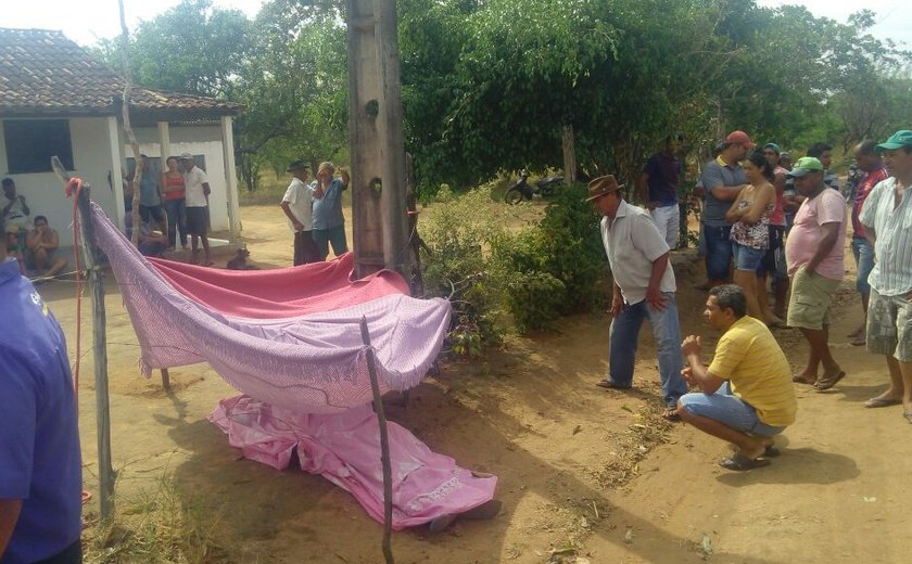 Mulher morre eletrocutada em cerca de arame farpado em Palmeira dos Índios