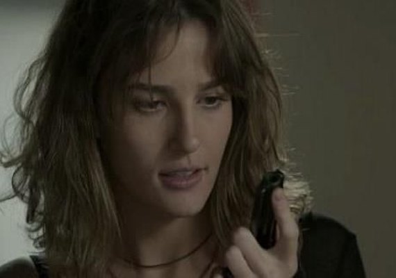 Nos próximos capítulos! Sofia dopa família e rouba cofre da mansão