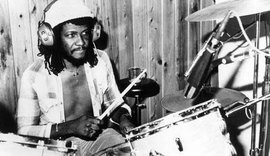 Morre Sly Dunbar, lenda do reggae, aos 73 anos