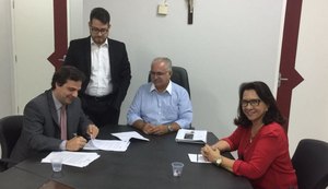 Defensoria e Município de Arapiraca firmam termo para melhorar serviços de saúde