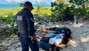 Cinco são presos com drogas escondidas na areia de praia