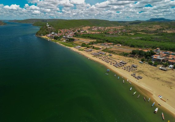 Paulo Dantas inaugura obras e assina ordem de serviço para fortalecer o turismo em Pão de Açúcar