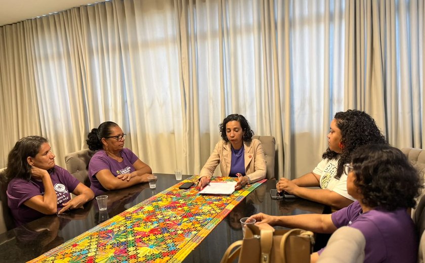 Elida Miranda e integrantes de movimentos de mulheres preparam sessão pública 'Feminicídio Zero'