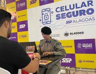 Programa Celular Seguro orienta o público no Maceió Shopping e divulga nova lista para devolução de aparelhos