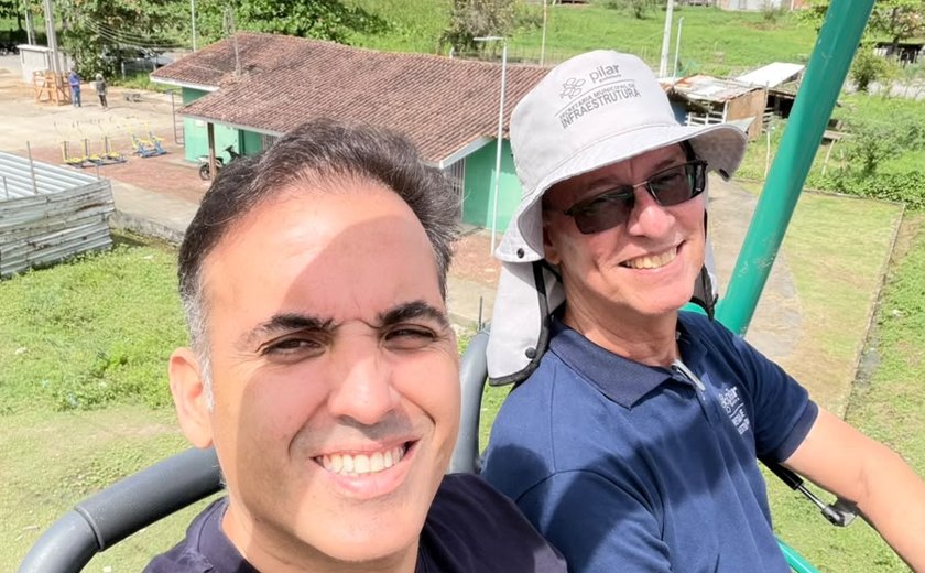 Primeiro teleférico de Alagoas inicia testes no Pilar; Renato Filho faz primeiro percurso