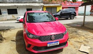 PC prende mulher acusada de tráfico de drogas e recupera carro furtado