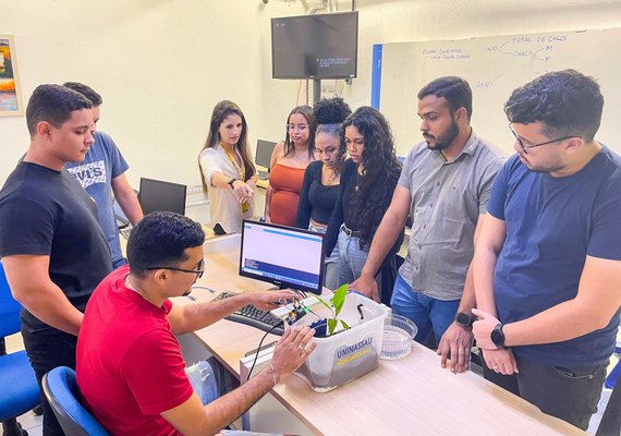 Como o uso de tecnologia em sala de aula pode contribuir para o aprendizado