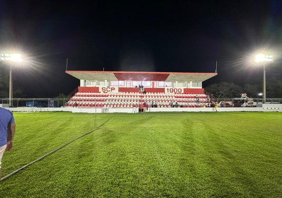 Penedense completa 115 anos com primeiro jogo à noite no Estádio Dr. Alfredo Leahy