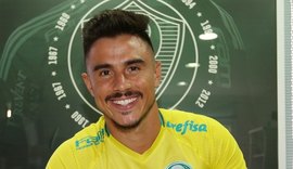 Atacante Willian assina contrato por três anos com o Palmeiras