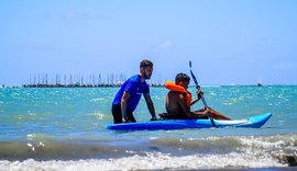 Praia Acessível leva esportes e lazer para a orla de Pajuçara