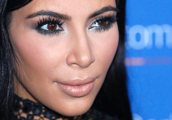 Kim Kardashian contrata barriga de aluguel para ter 3º filho por mais de R$ 350 mil
