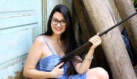 Justiça manda deputada retirar publicações que incitam alunos a denunciarem professores