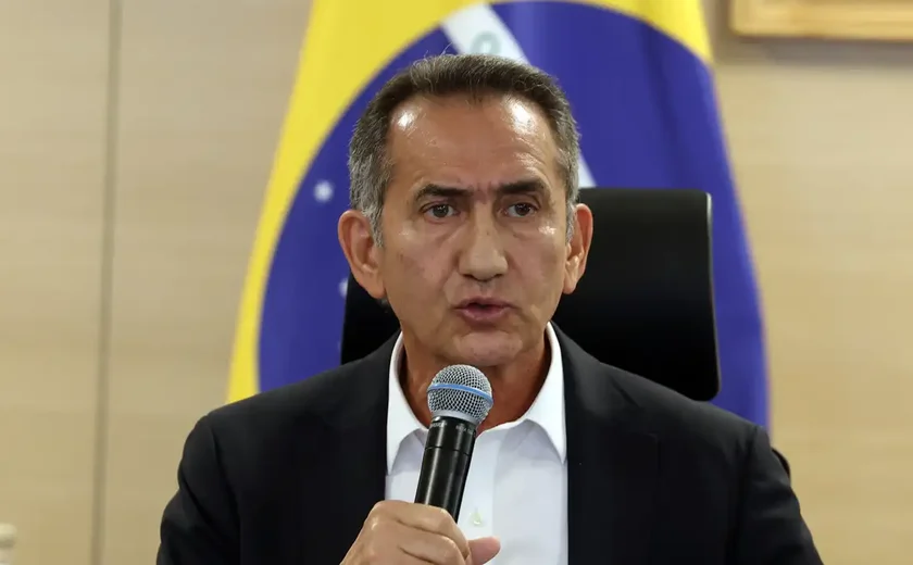 Ainda é impossível mensurar todos os danos do tornado, diz ministro