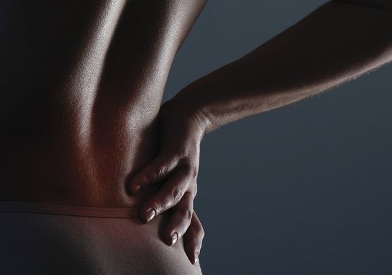 Dores nas pernas e na coluna podem ser sinais de hérnia de disco