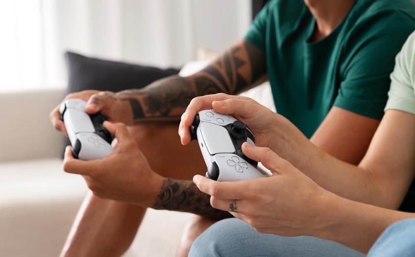 Jogos eletrônicos exigem equilíbrio para não afetar saúde emocional de jovens, alerta psicóloga