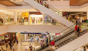 Bares, restaurantes e shoppings reabrem na segunda (20) em Maceió