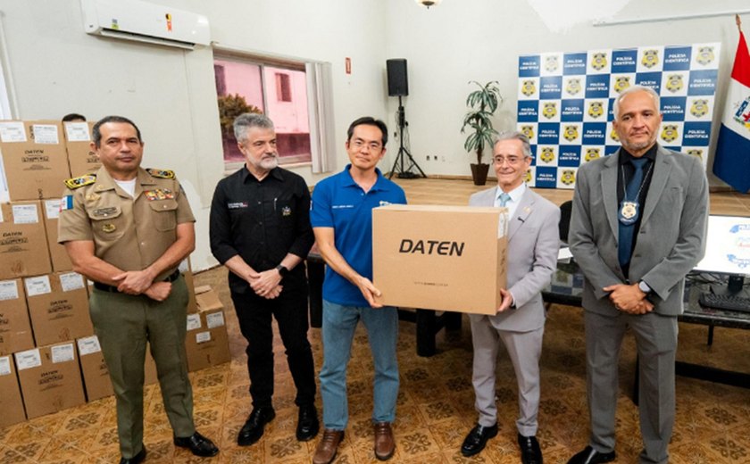 Vídeo: Governador em exercício Fábio Bittencourt entrega novos computadores à Polícia Científica