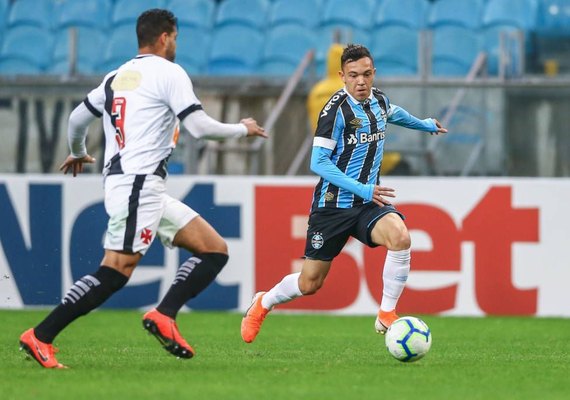 Pepê marca duas vezes e Grêmio vira para cima do Vasco