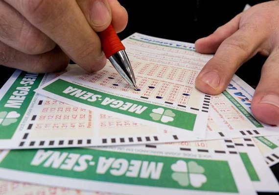 Mega-sena acumula e pode pagar r$ 90 milhões na quarta-feira