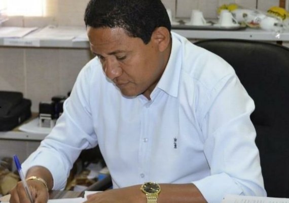 Prefeito veta Projeto de Lei que consiste em reajuste para os próprios vereadores