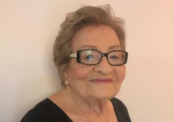 Morre Aurelina Palmeira de Melo, ícone da educação alagoana