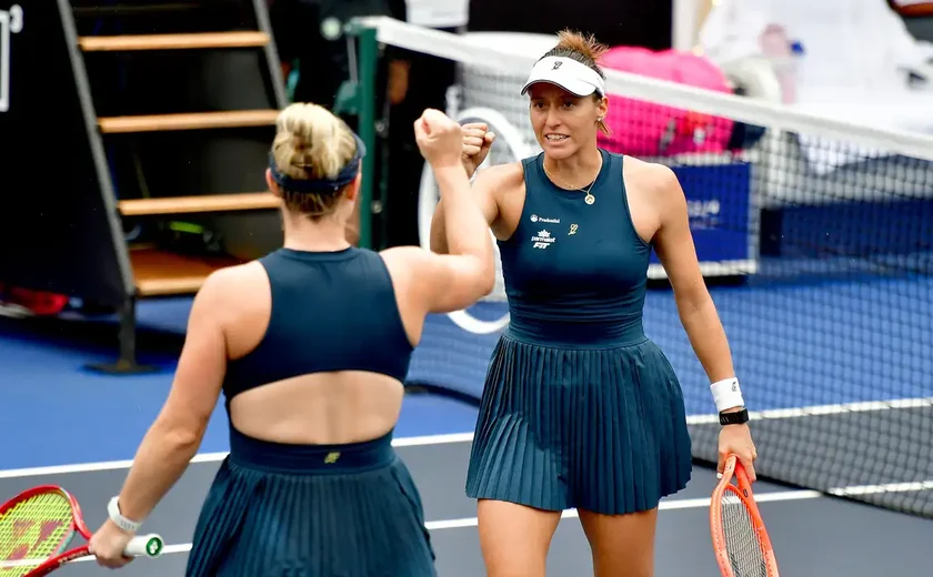 Dupla de Luisa Stefani avança às quartas do WTA 1000 de Pequim