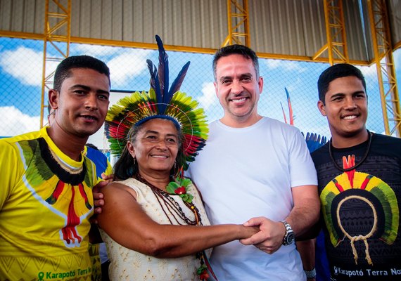 Paulo Dantas entrega nova escola na comunidade indígena Karapotó, em São Sebastião