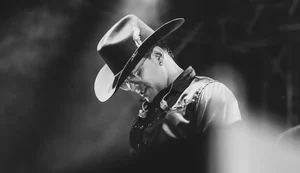 Morre cantor Yeison Jiménez em queda de avião na Colômbia