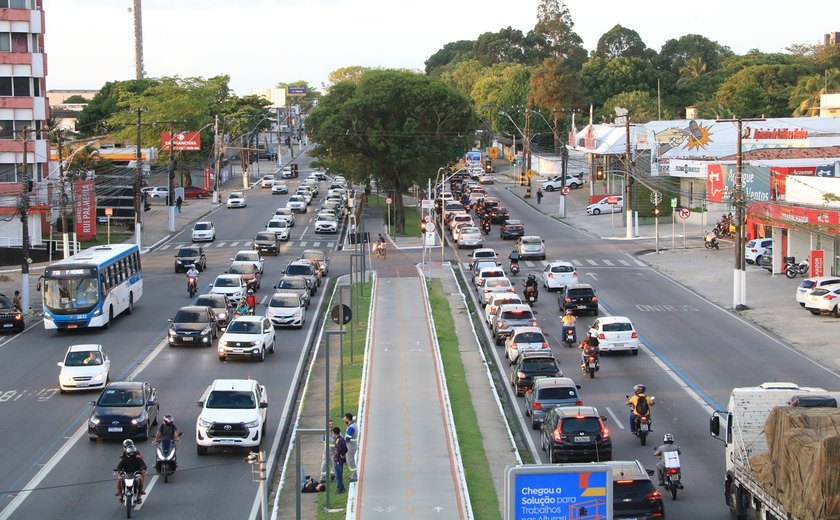 Mudança no nome da Avenida Fernandes Lima passa pela Câmara