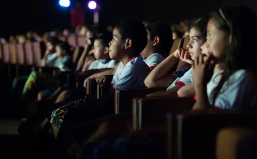 Governo torna obrigatória exibição de filmes brasileiros nos cinemas
