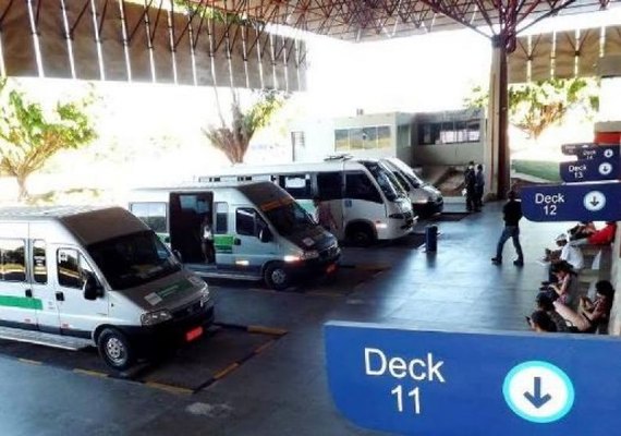 Transportadores complementares paralisam 90% dos serviços contra clandestinos