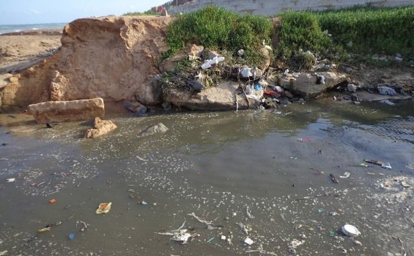 Riachos do Litoral Norte de Alagoas estão poluídos