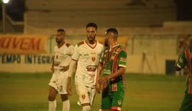 CSE e Petrolina empatam e seguem fora do G4 na Série D