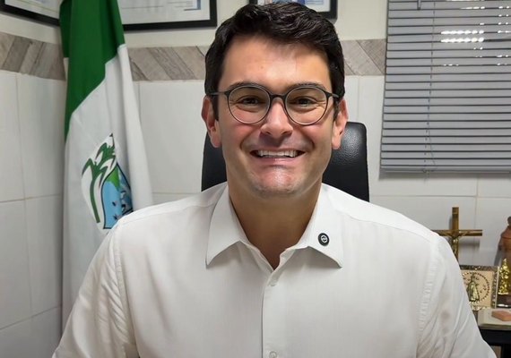 Educação em Destaque: André Almeida anuncia reajuste de 6% para o magistério de Mar Vermelho e supera piso nacional