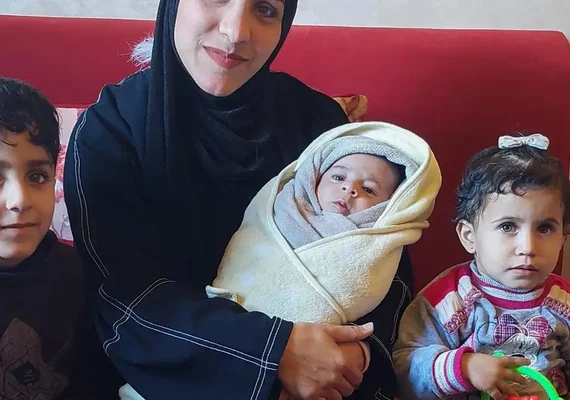 Após dar à luz, brasileira é autorizada a deixar a Faixa de Gaza