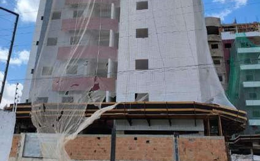 Justiça suspende obra em Arapiraca após construtora descumprir embargo da fiscalização trabalhista