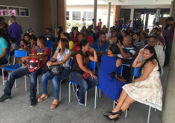 ﻿Justiça Itinerante oficializa união de 44 casais em Penedo