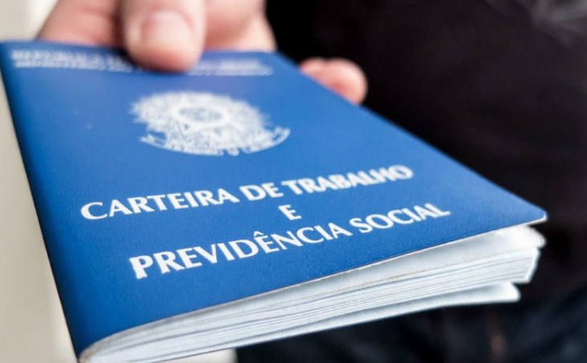 Desemprego fica em 13,7% no 1º trimestre de 2017 e atinge 14,2 milhões