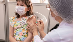 Maceió inicia vacinação contra Covid-19 em crianças imunocomprometidas de 3 e 4 anos de idade nesta segunda