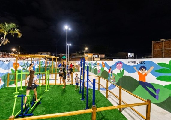 JHC inaugura praça no Novo Mundo e amplia infraestrutura de lazer em Maceió