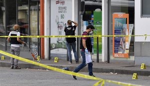 Ataque a faca deixa uma pessoa morta e oito feridas na França