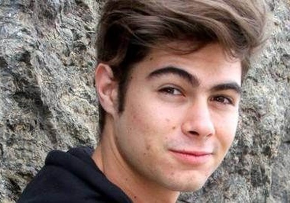 No auge da carreira, Rafael Vitti cobra R$ 8 mil para participar de festas de debutante