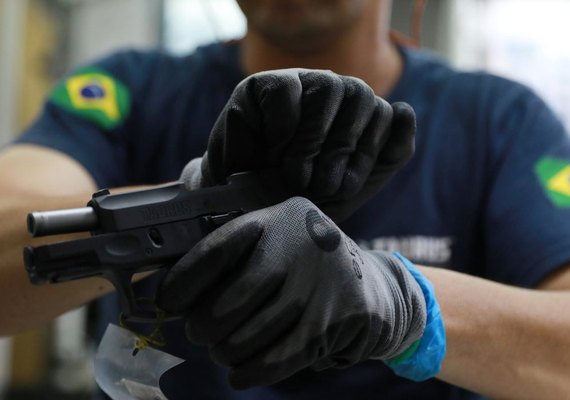 Proprietários de armas de fogo têm 60 dias para fazer cadastro